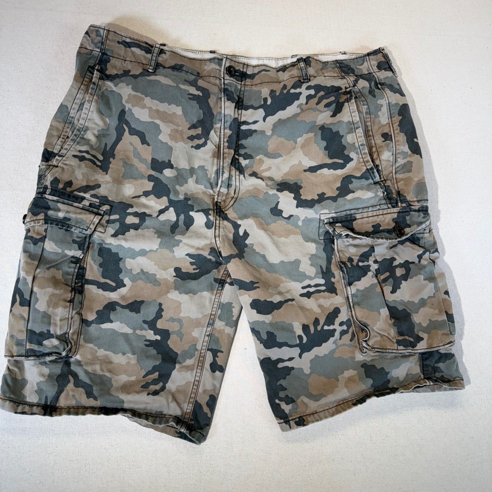 Levi's Mens Camo Cargo Shorts 40 White Label Cotton 2013 Conceal Pockets RARE